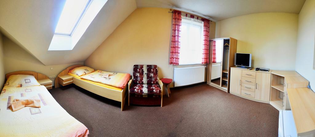 Penzion Na Pastousce Malsice Habitación foto