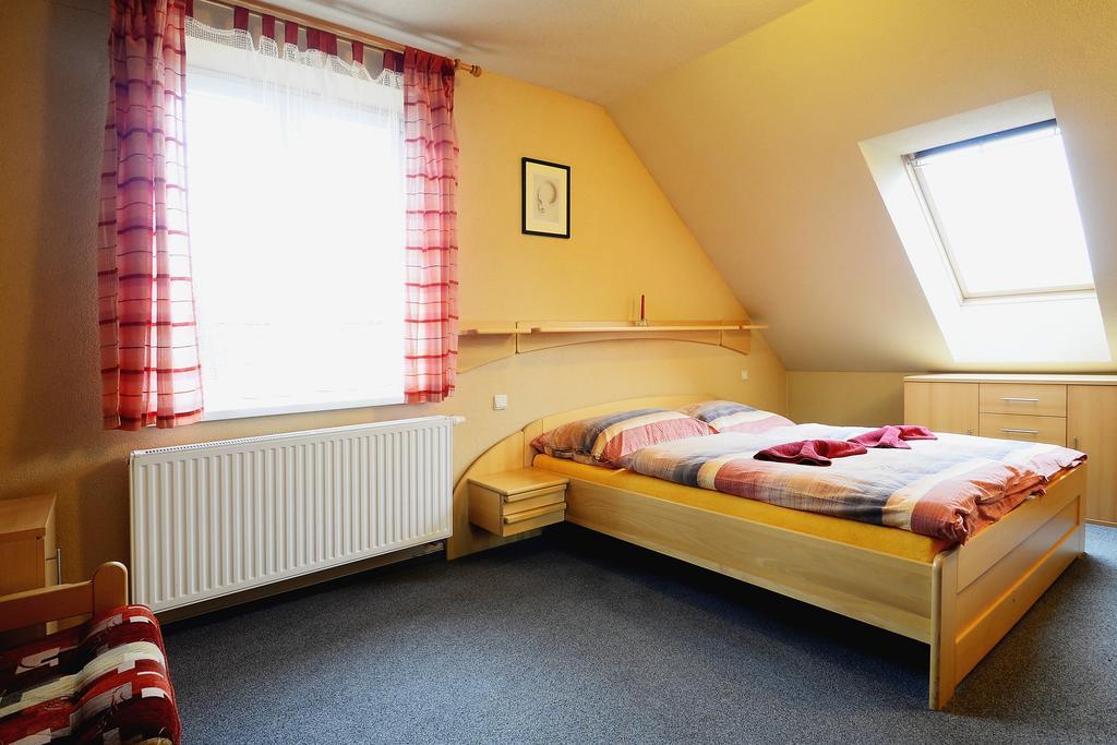 Penzion Na Pastousce Malsice Habitación foto